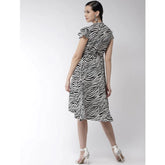 Women's Polyester Animal Print Short Sleeve Knee-Length Dress (Black - White)